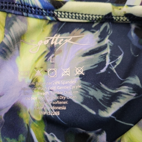 X by Gottex Floral Workout Set - Picture 9 of 14